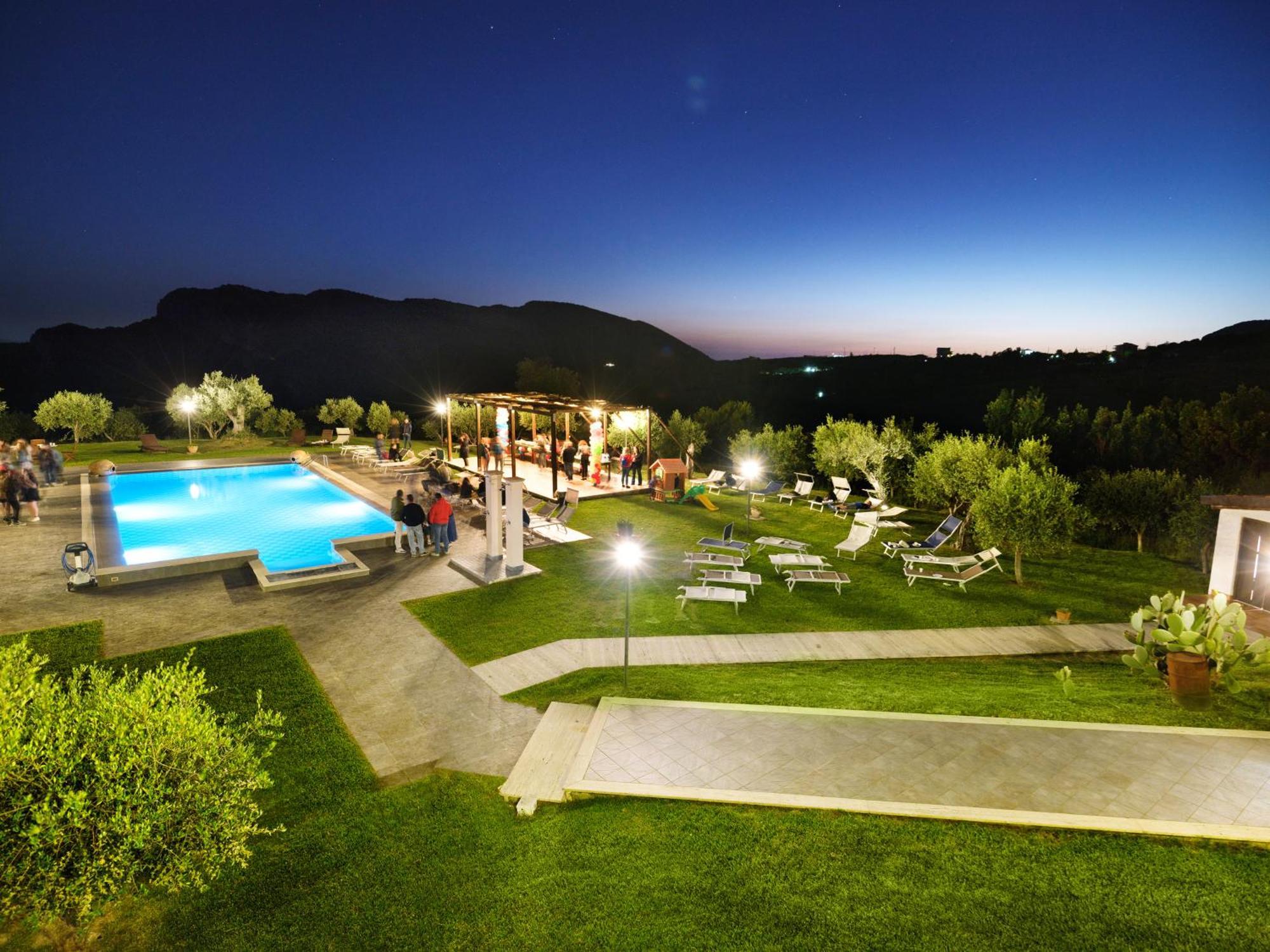 L' Aia Resort Trentinara Eksteriør billede